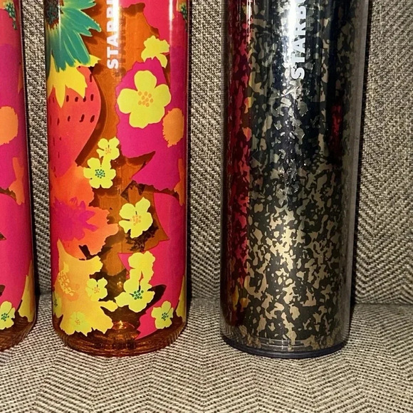 2019/2022 Starbucks Coffee Co. Bundle Lot of 4 Tumblers/Bottles/Cups w/lids - Picture 4 of 17